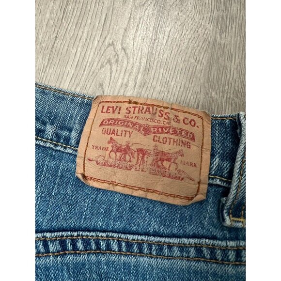 Levis 505 Jeans Womens 12M W34 Blue Med Wash Stretch Straight Leg Grunge - Picture 5 of 9